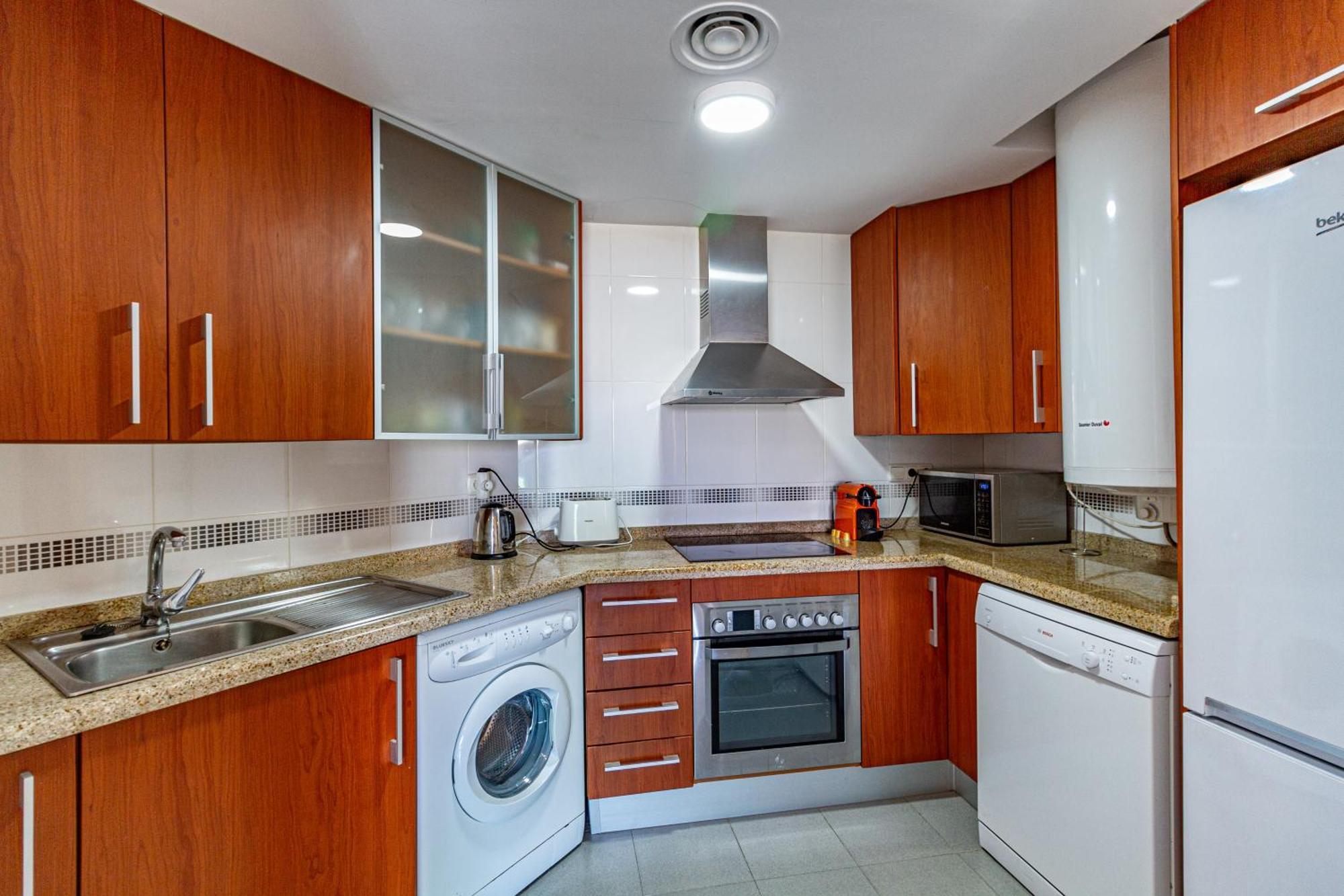 Apartment Vilapark With Pool, Free Parking, Terrace, Beach Benidorm Exterior photo